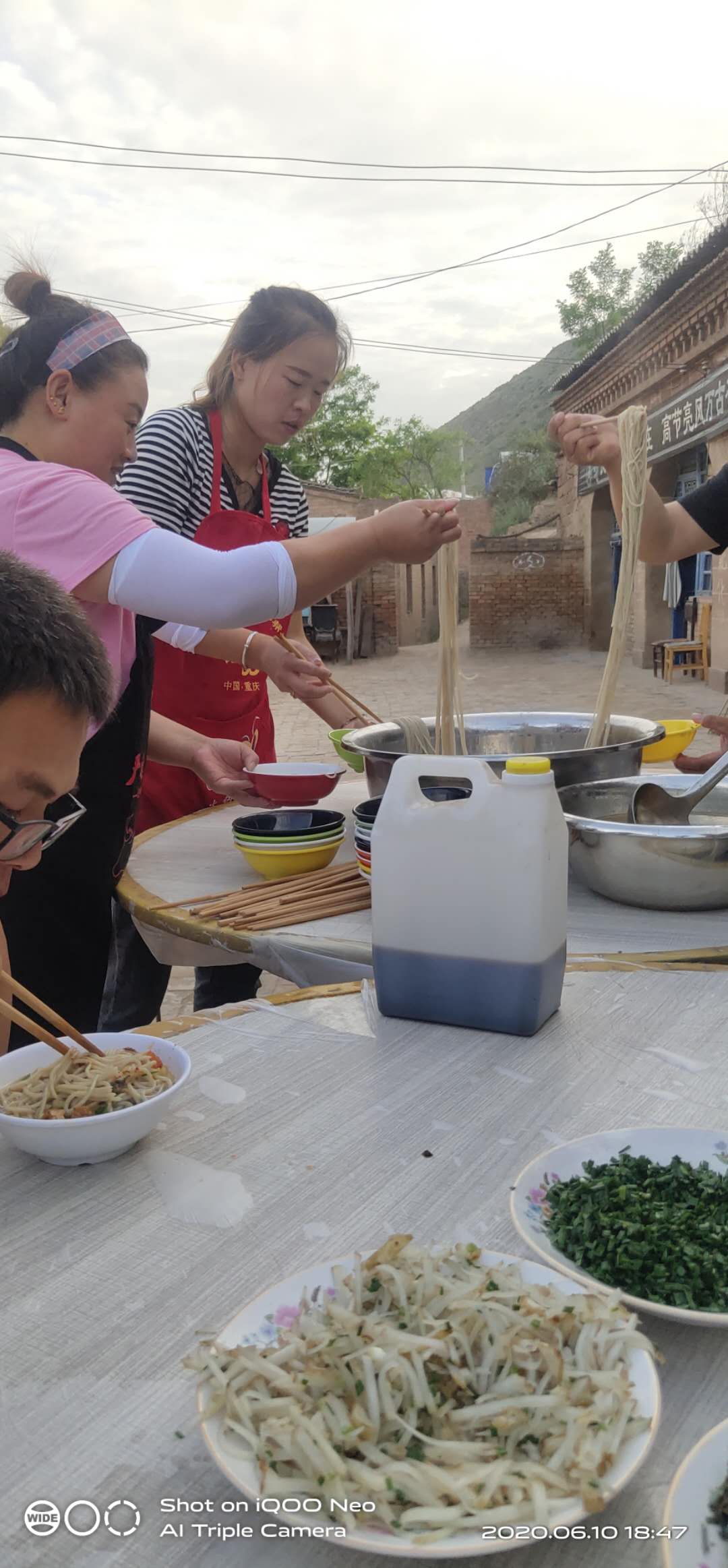 志丹县义正镇小山村寨子洼 祝樊老奶奶一路走好