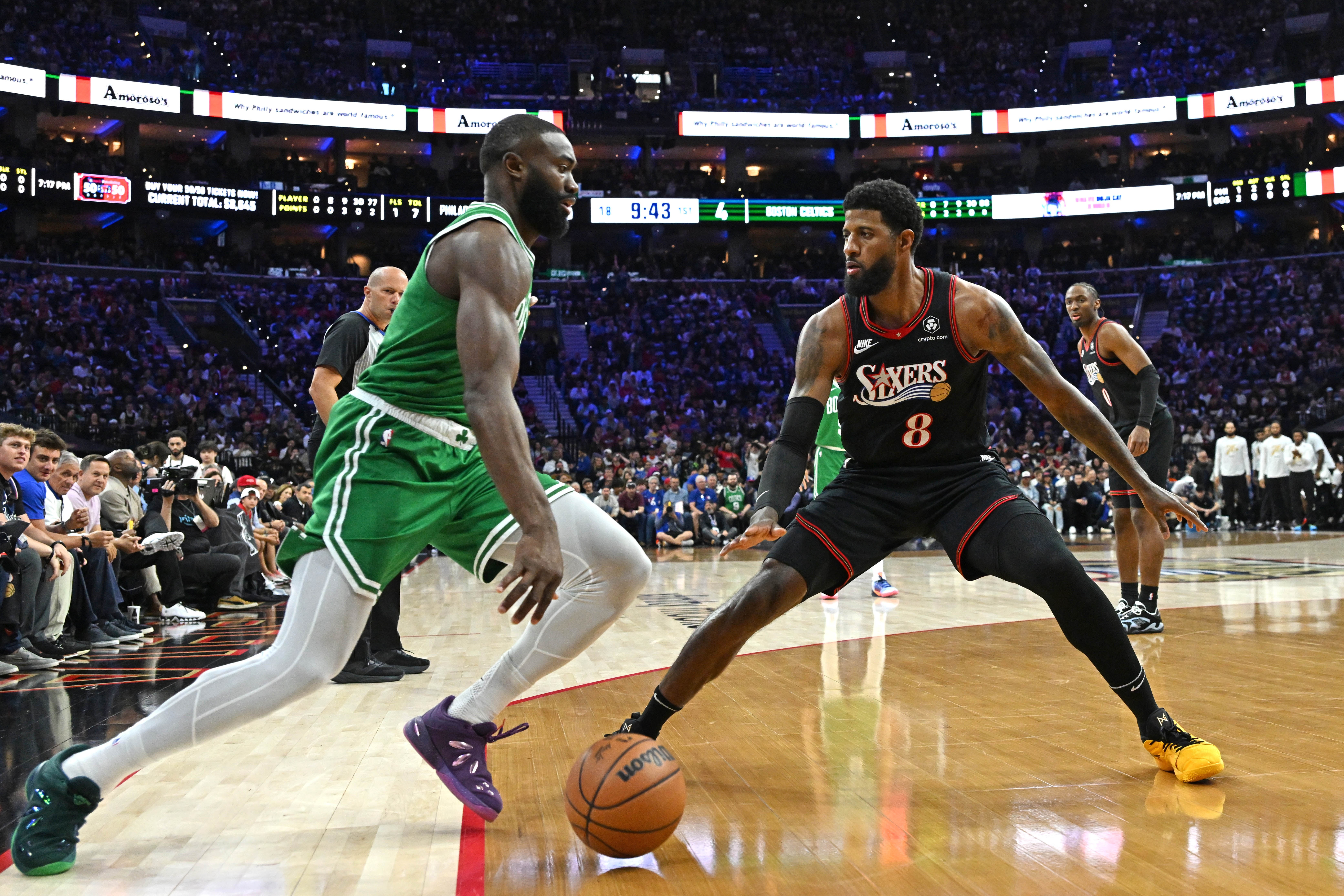 凯尔特人记者：被76人黑七后 球队决心交易杰伦·布朗