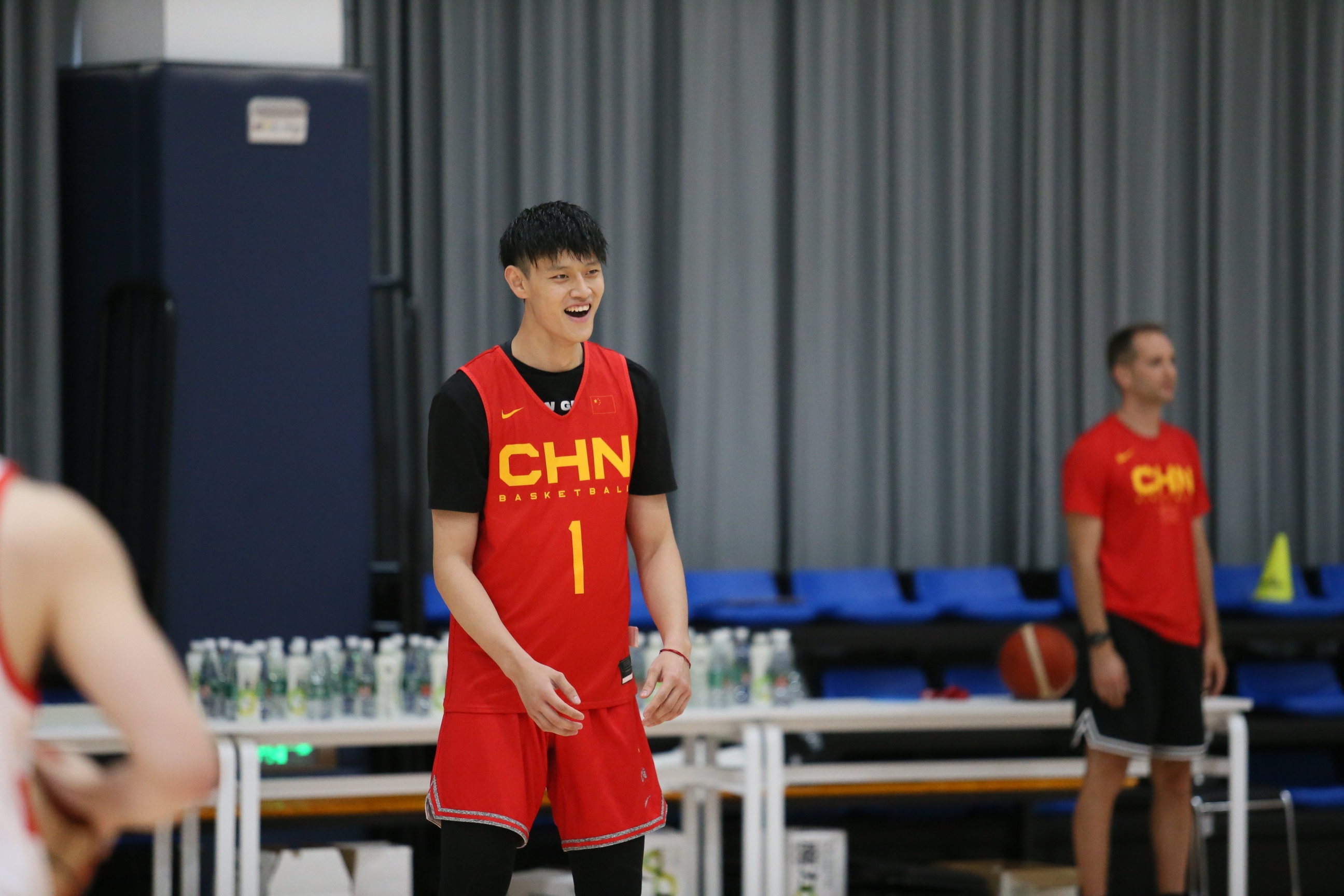 中国男篮集训人员调整 曾凡博王浩然赵维伦离队