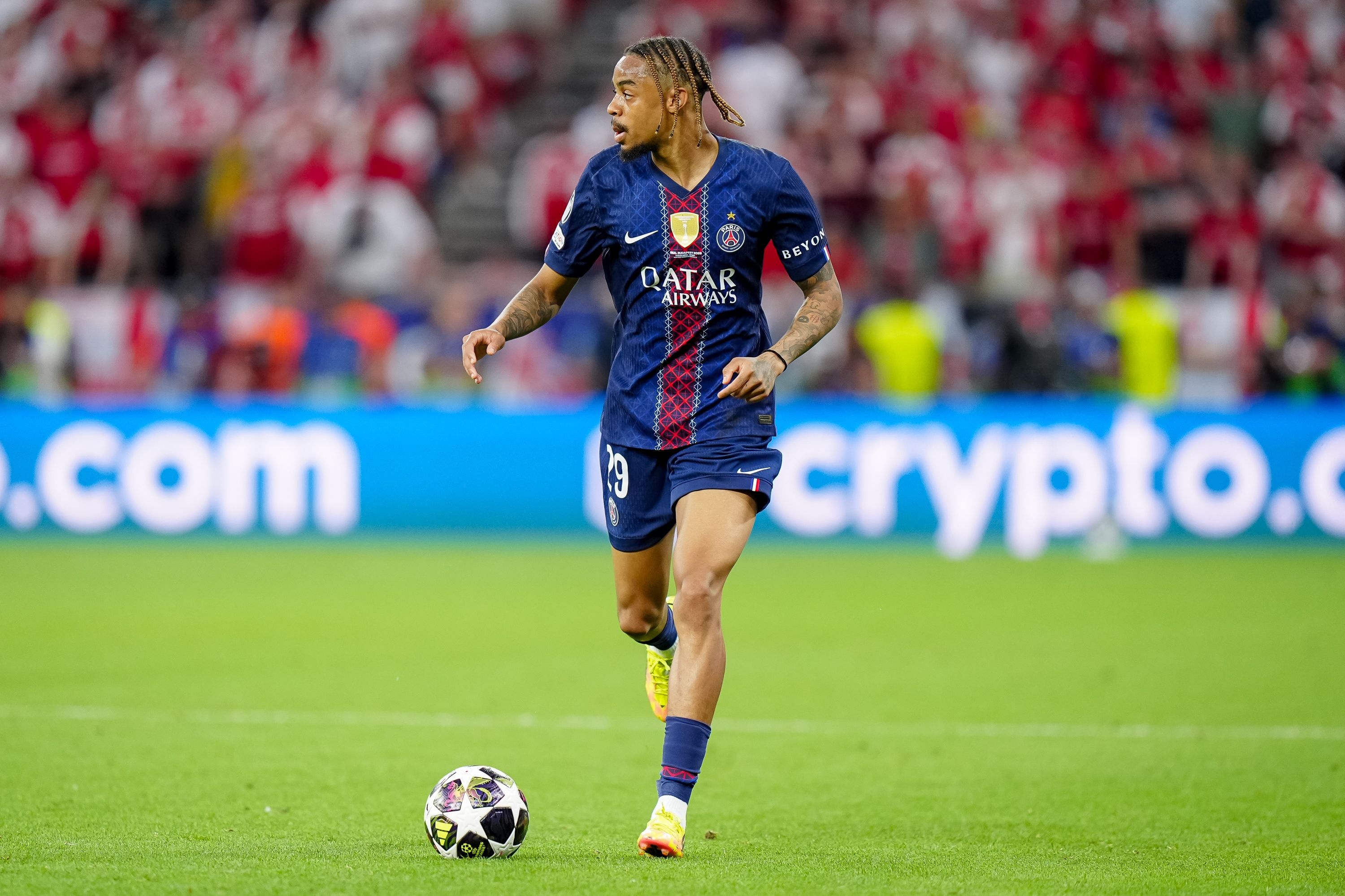 记者：利物浦新援巴尔科拉将穿29号球衣