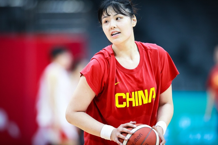媒体人谈李月汝护照遗失：物流效率&准确率方面 中国全面领先美国